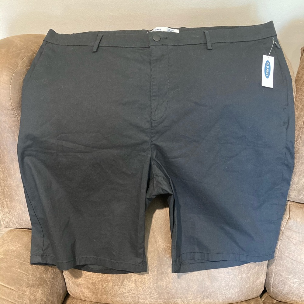 Men’s Old Navy black shorts
